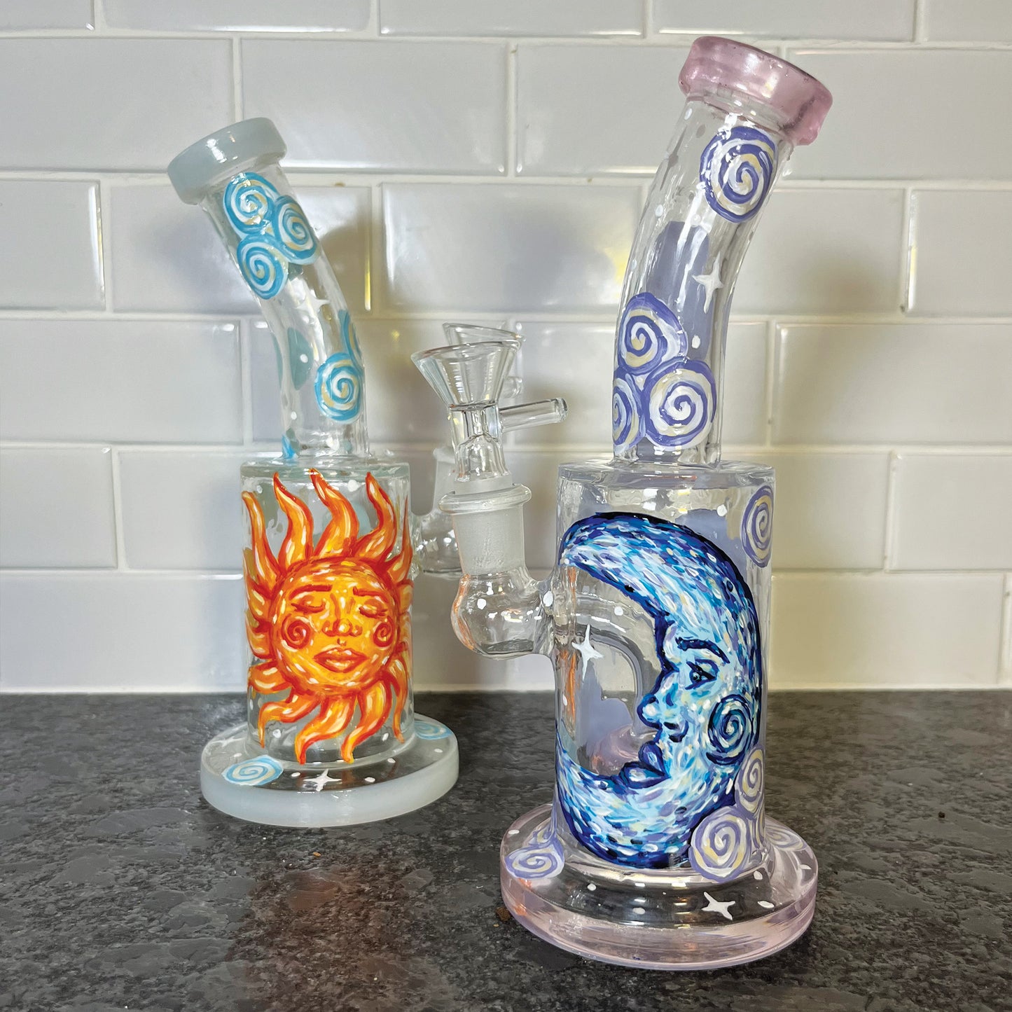 Best Buds Sun and Moon Bong Set